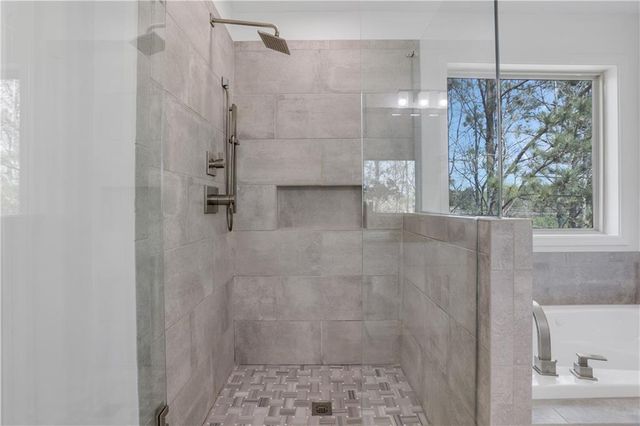 319 Privet Circle, Suwanee, GA 30024