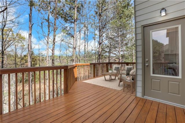 319 Privet Circle, Suwanee, GA 30024