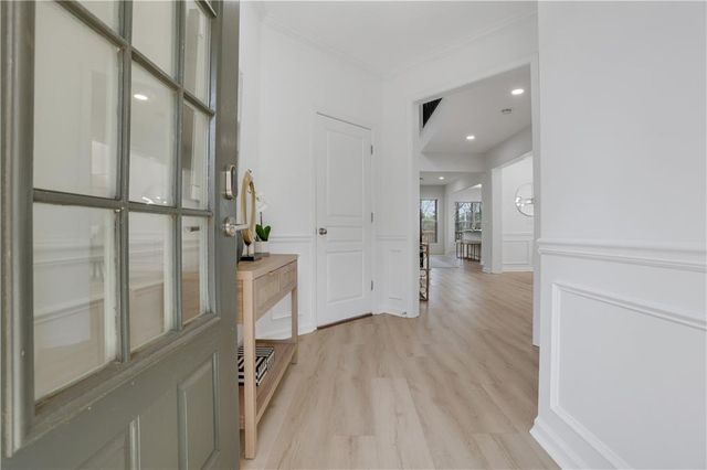 319 Privet Circle, Suwanee, GA 30024