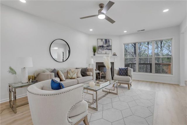 319 Privet Circle, Suwanee, GA 30024