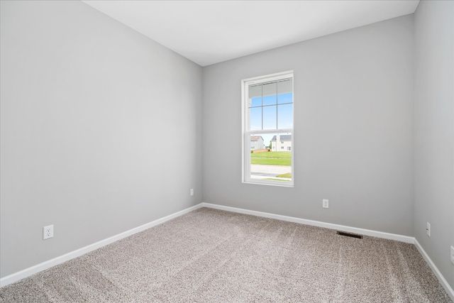 514 Winding Trail, Genoa, IL 60135