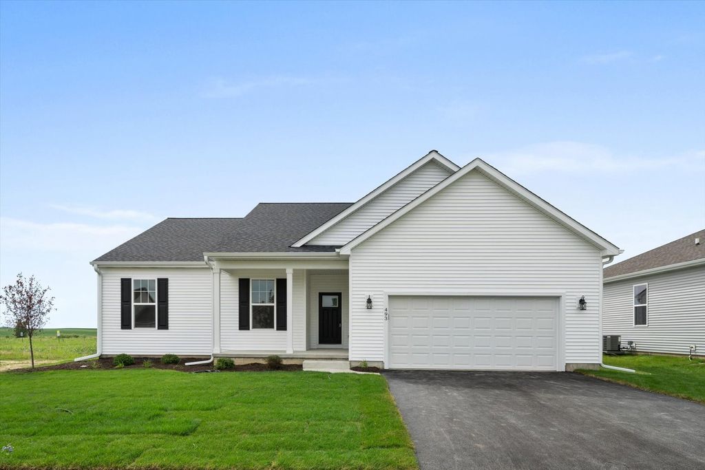 514 Winding Trail, Genoa, IL 60135
