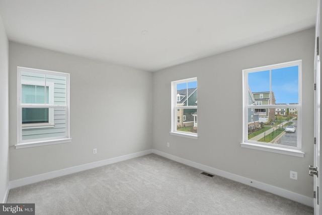 6613 GREENLEIGH AVE, Middle River, MD 21220