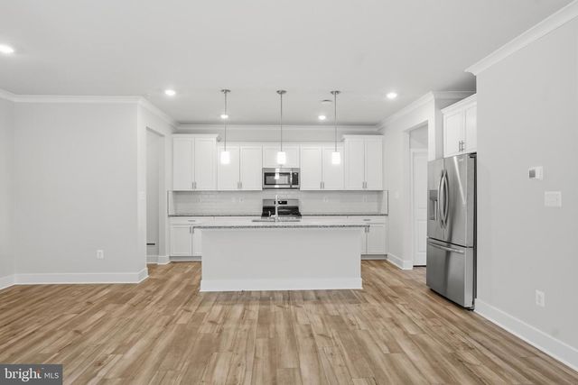 6613 GREENLEIGH AVE, Middle River, MD 21220