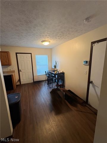 7310 Colfax Road, Cleveland, OH 44104