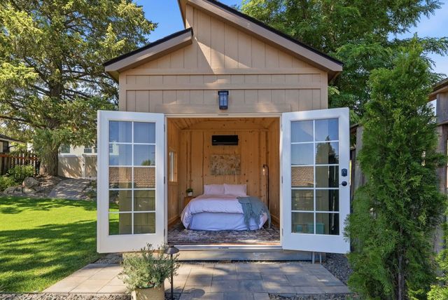 1012 S Liberty Dr, Liberty Lake, WA 99019