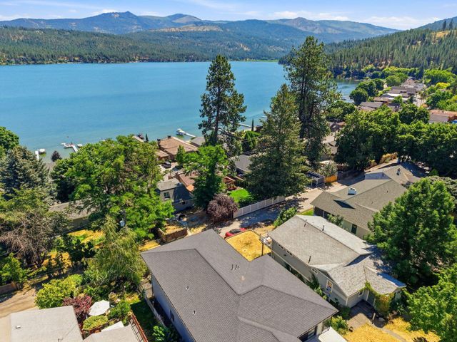 1012 S Liberty Dr, Liberty Lake, WA 99019