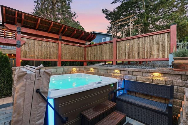 1012 S Liberty Dr, Liberty Lake, WA 99019