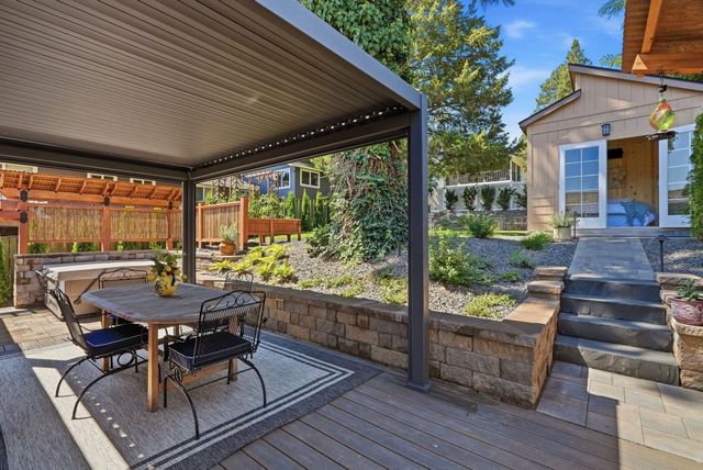 1012 S Liberty Dr, Liberty Lake, WA 99019