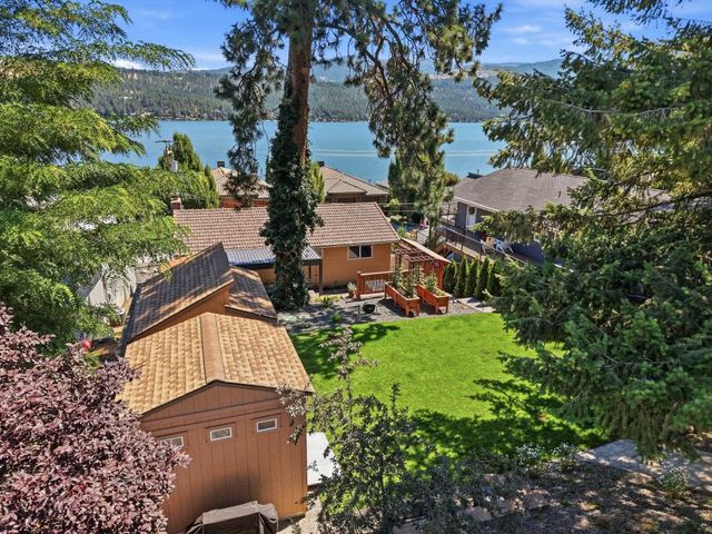 1012 S Liberty Dr, Liberty Lake, WA 99019