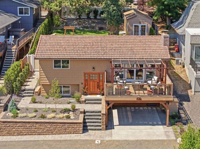 1012 S Liberty Dr, Liberty Lake, WA 99019