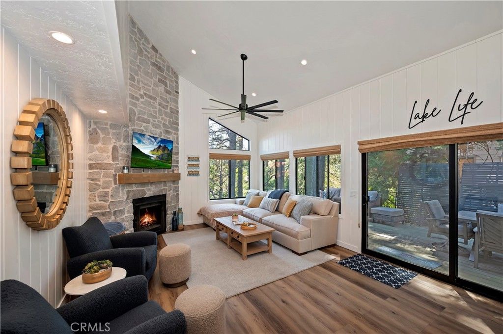 Image 1 of property listing at 27657 Peninsula Dr. #135, Lake Arrowhead, CA 92352