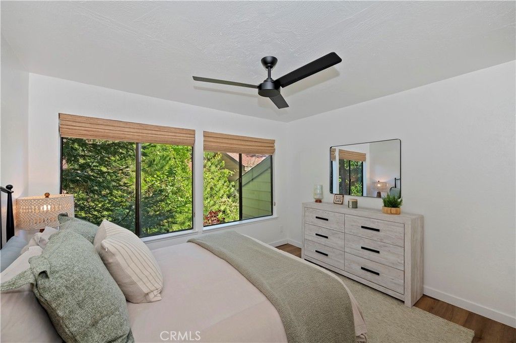 Image 12 of property listing at 27657 Peninsula Dr. #135, Lake Arrowhead, CA 92352