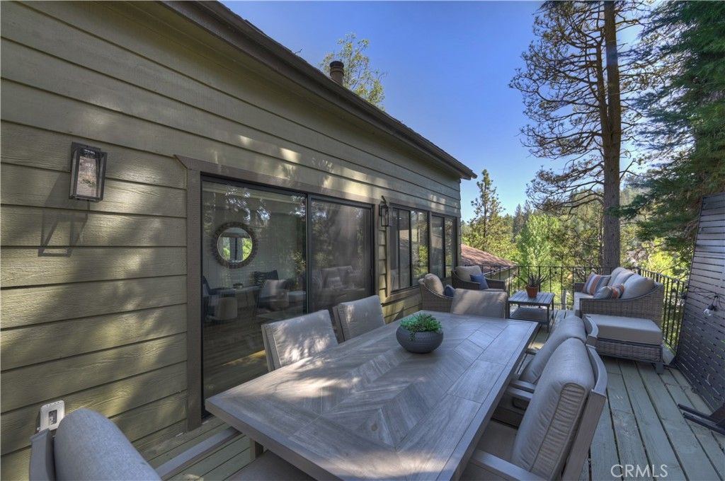 Image 25 of property listing at 27657 Peninsula Dr. #135, Lake Arrowhead, CA 92352
