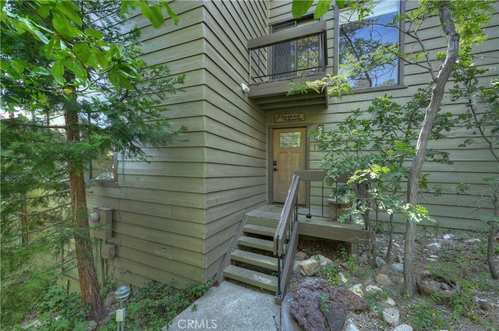 Image 28 of property listing at 27657 Peninsula Dr. #135, Lake Arrowhead, CA 92352