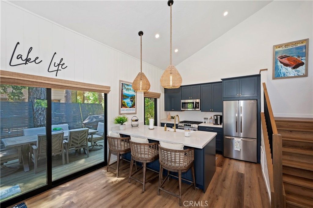 Image 6 of property listing at 27657 Peninsula Dr. #135, Lake Arrowhead, CA 92352