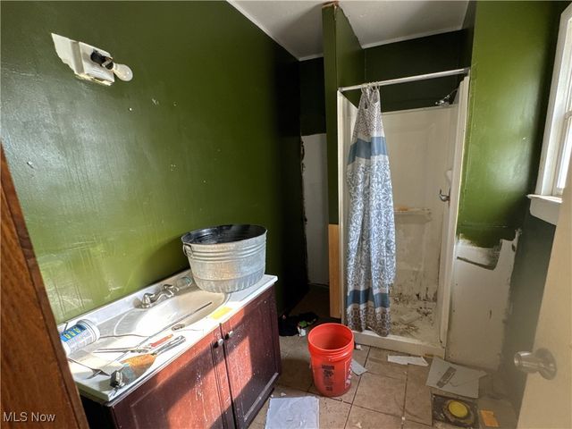 636 Noble Avenue, Akron, OH 44320