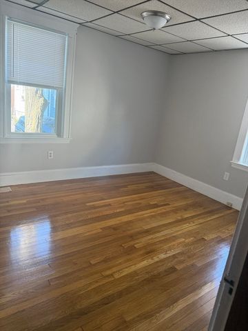 74 Chapman St 2, Quincy, MA 02170