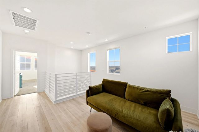 2070 Via Estancia, Chula Vista, CA 91913