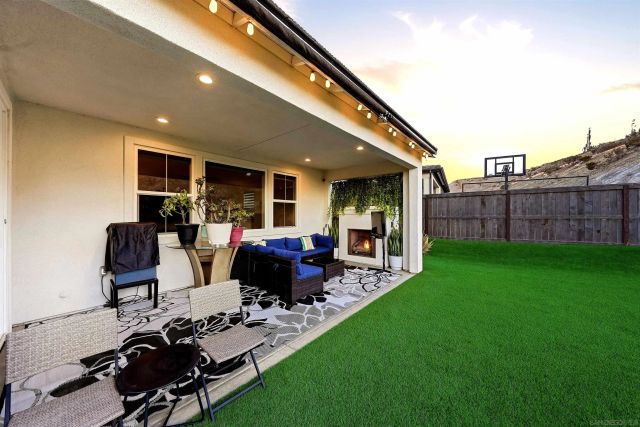 2070 Via Estancia, Chula Vista, CA 91913