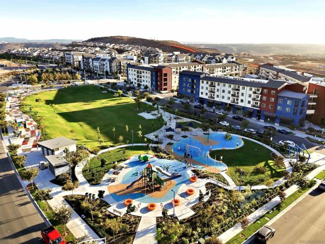 2070 Via Estancia, Chula Vista, CA 91913