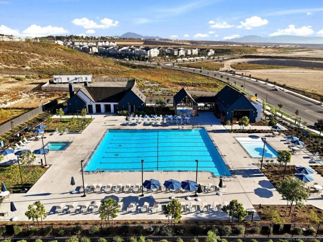 2070 Via Estancia, Chula Vista, CA 91913