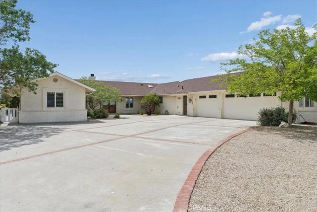 5565 High Ridge, Paso Robles, CA 93446