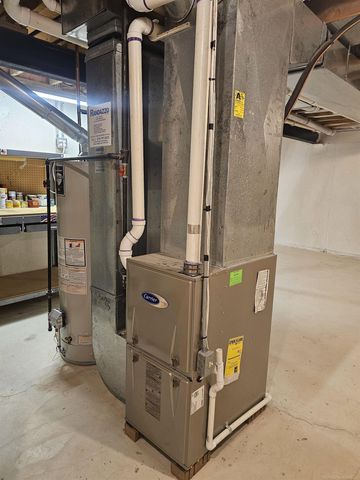 4032 Heatherwood Court, Warren, MI 48092