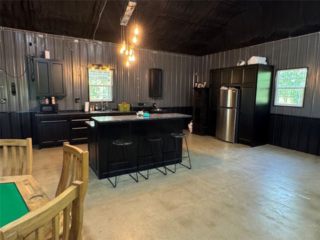 1411 Rains County Road 2610, Alba, TX 75410