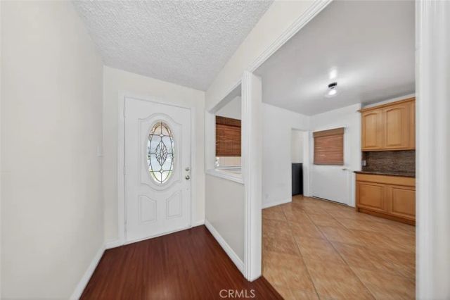 2025 Jolley Drive, Burbank, CA 91504