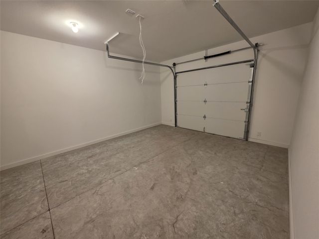 16207 Sharon Drive, Urbandale, IA 50323