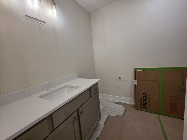 16207 Sharon Drive, Urbandale, IA 50323