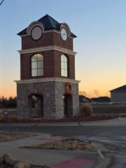 16207 Sharon Drive, Urbandale, IA 50323