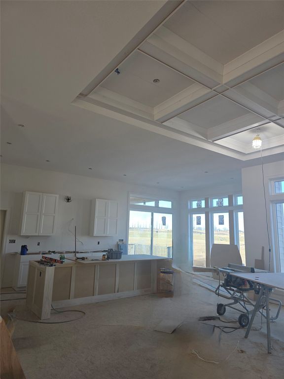 16207 Sharon Drive, Urbandale, IA 50323