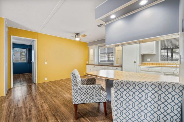 284 Saguaro Drive, Palm Springs, CA 92264