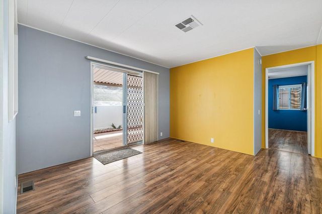 284 Saguaro Drive, Palm Springs, CA 92264