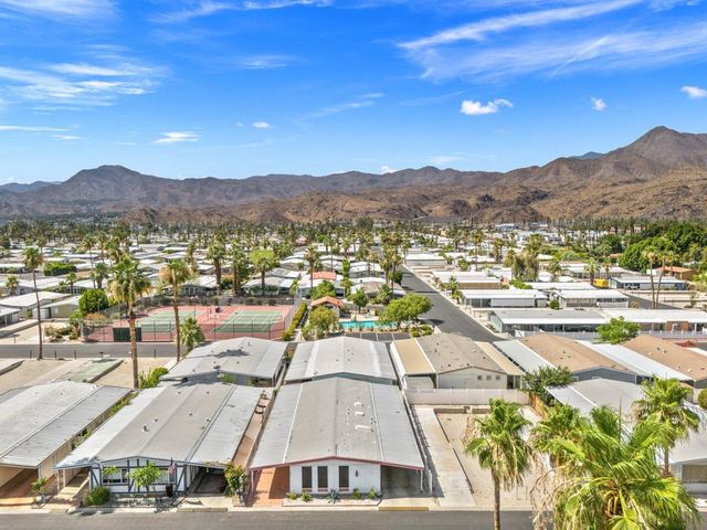 284 Saguaro Drive, Palm Springs, CA 92264