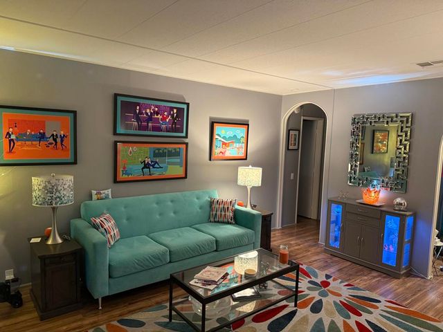 284 Saguaro Drive, Palm Springs, CA 92264