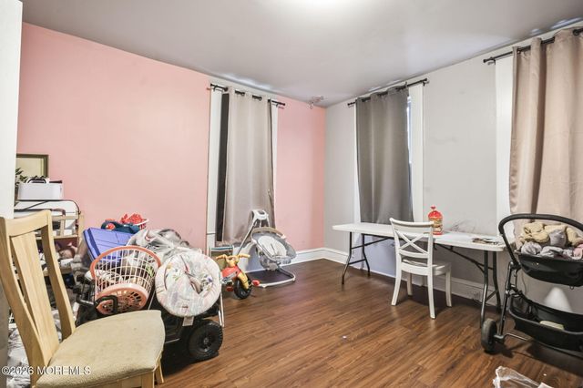 21 Broadway Road, Freehold, NJ 07728