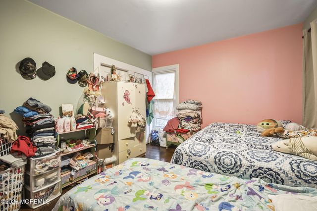 21 Broadway Road, Freehold, NJ 07728