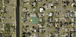 1520 Crestwood CIR W, Lehigh Acres, FL 33936