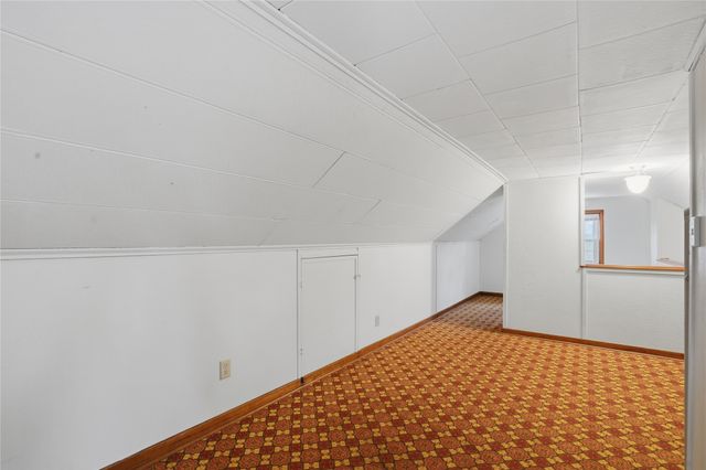 1716 44th Street, Des Moines, IA 50310