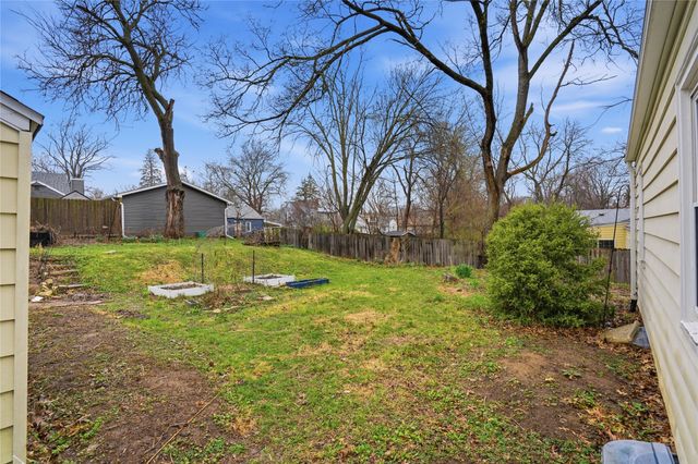 1716 44th Street, Des Moines, IA 50310