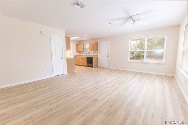 2270 Suanee Avenue, Eustis, FL 32726