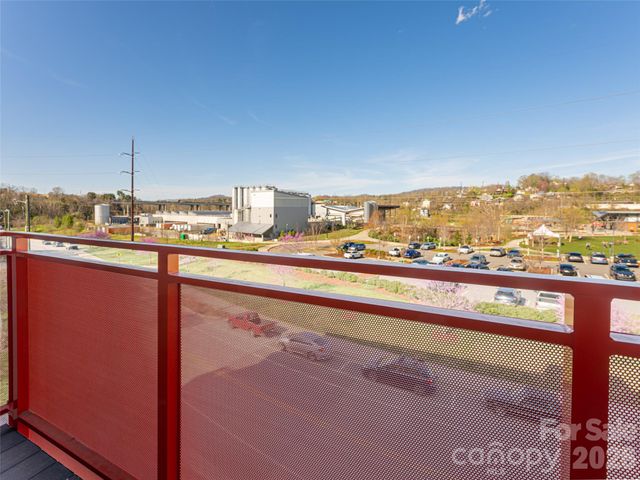 68 Craven Street 304, Asheville, NC 28806