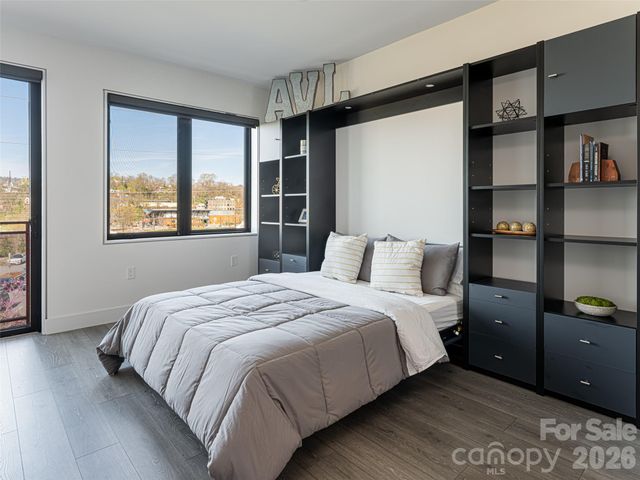 68 Craven Street 304, Asheville, NC 28806