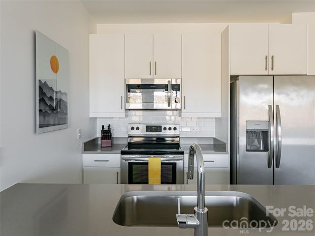 68 Craven Street 304, Asheville, NC 28806