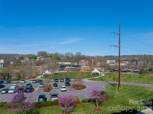 68 Craven Street 304, Asheville, NC 28806