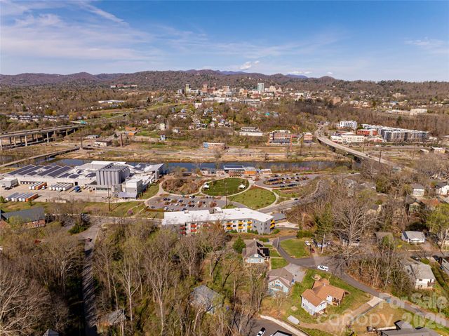 68 Craven Street 304, Asheville, NC 28806