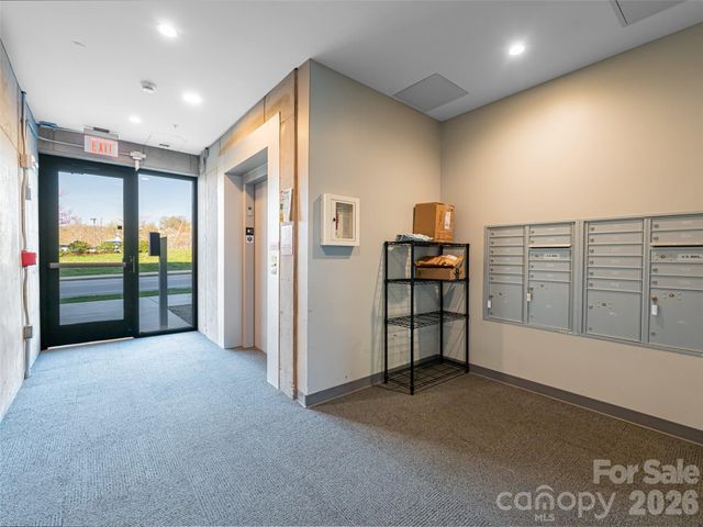 68 Craven Street 304, Asheville, NC 28806